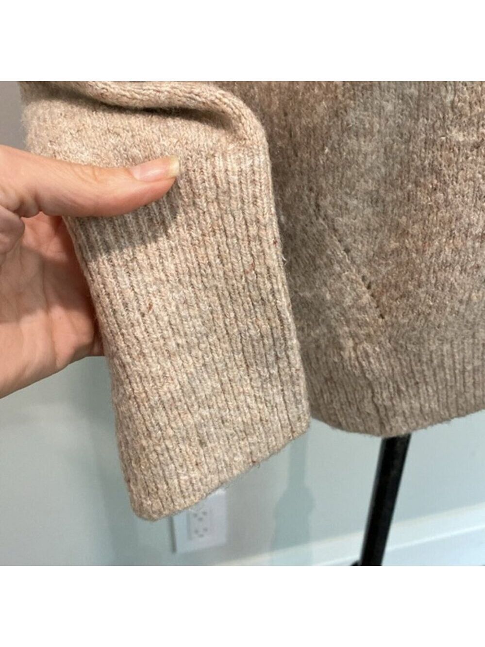 Roots Wool Sweater Oversized Jumper preppy Quiet Luxury - Picture 7 of 13
